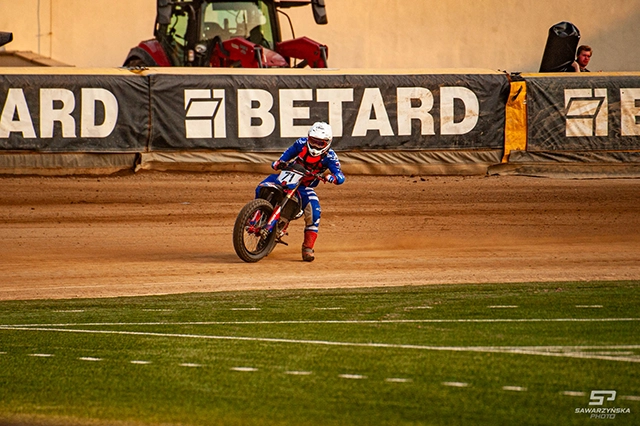 Zdjęcie z toru 9 Zdjęcie z toru 9